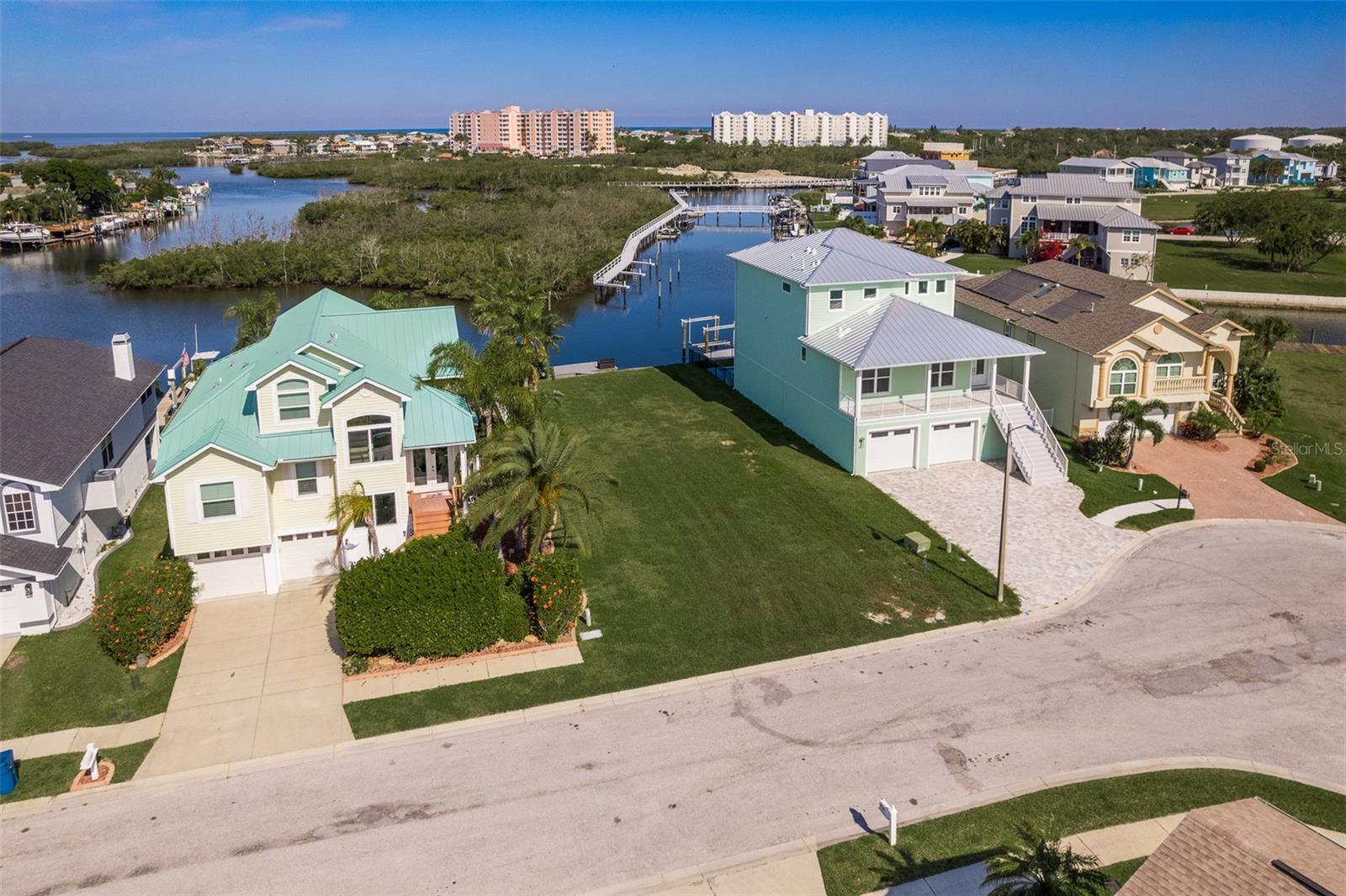 SEA COLONY AT GULF LANDINGS - Land