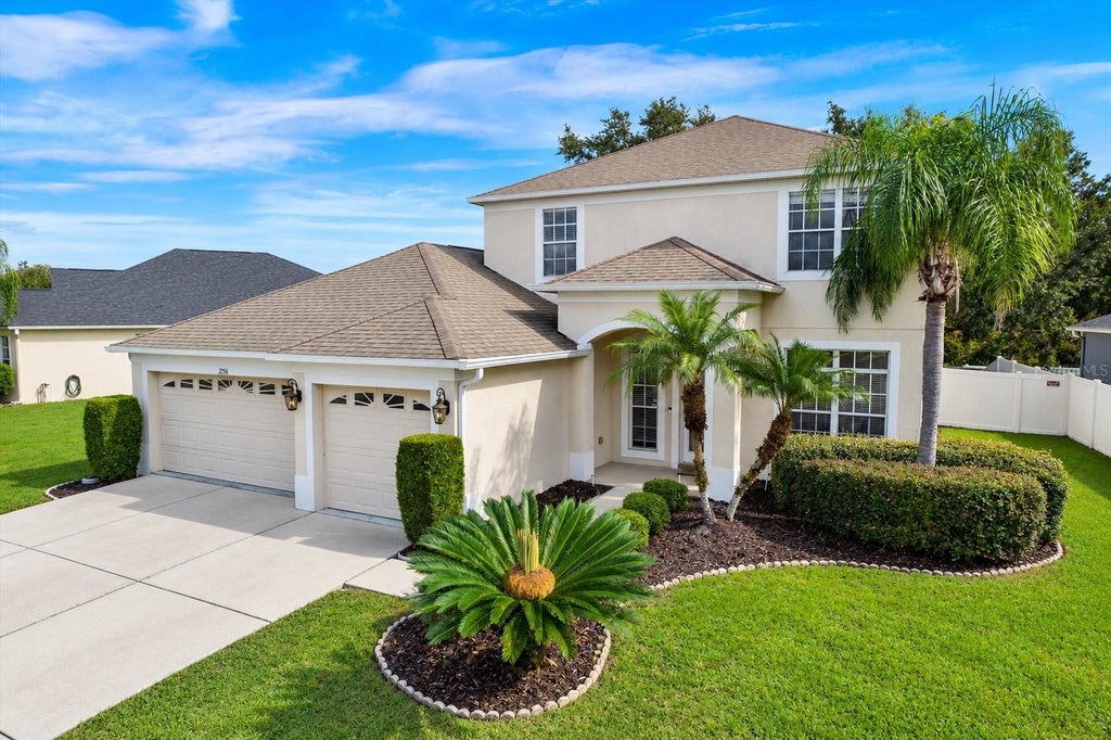 Photo of 2256 Pantucket Dr, Wesley Chapel, FL 33543 (MLS # TB8543098)