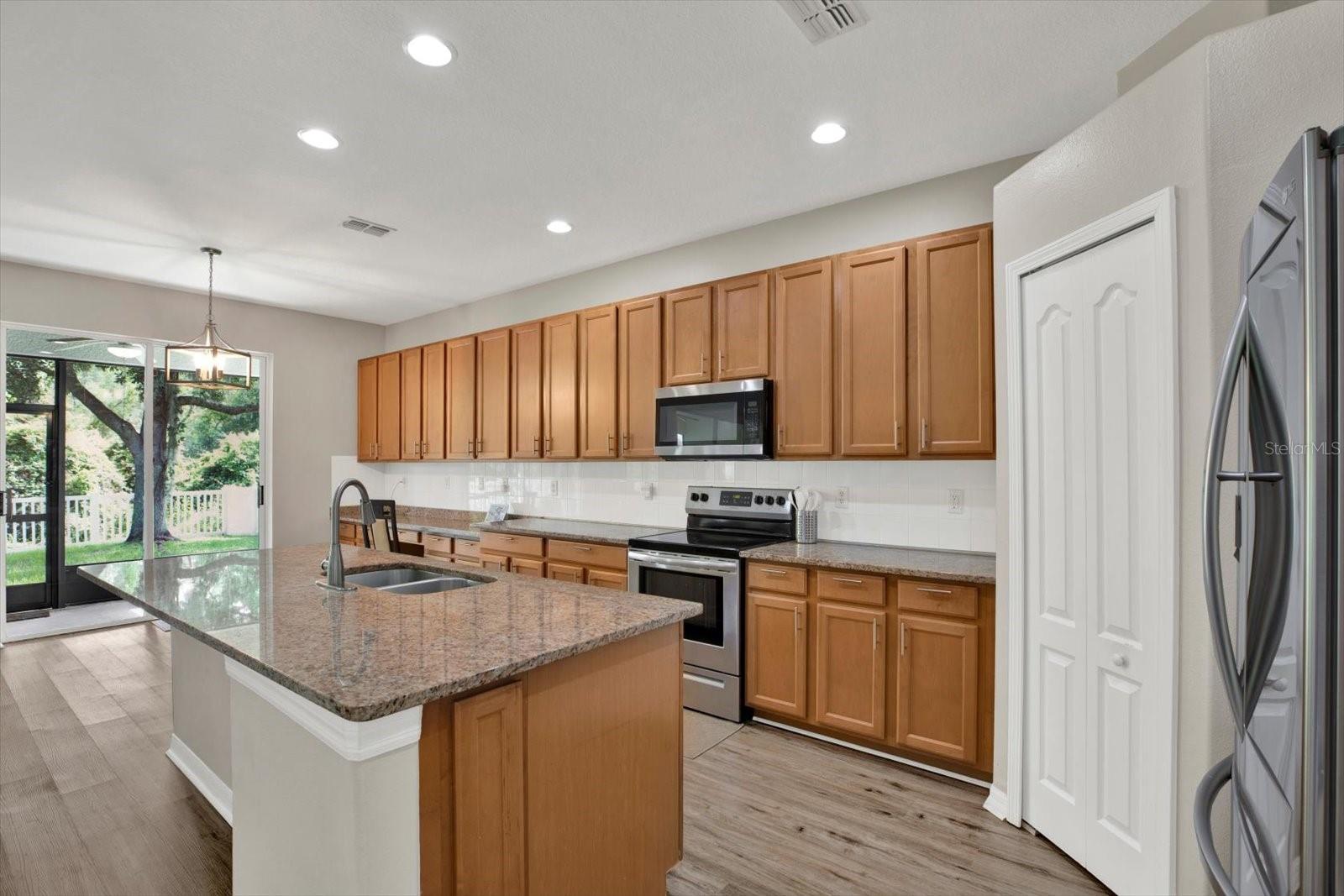 2256 PANTUCKET