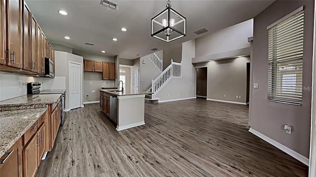 2256 PANTUCKET