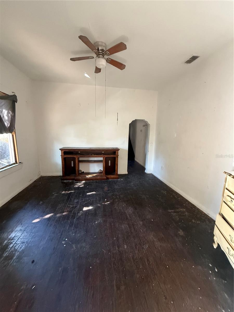 CUSHING - Residential Income