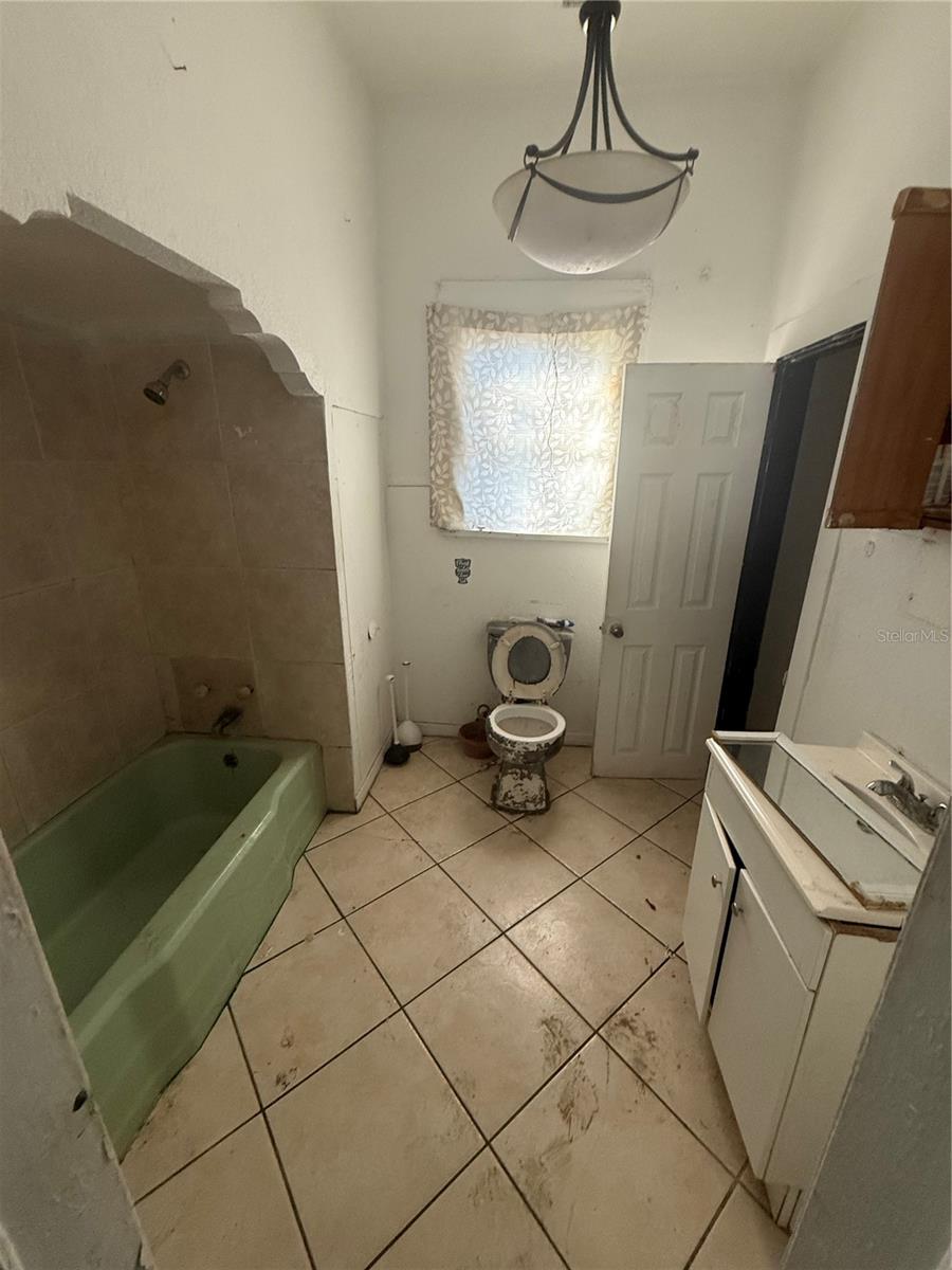 CUSHING - Residential Income