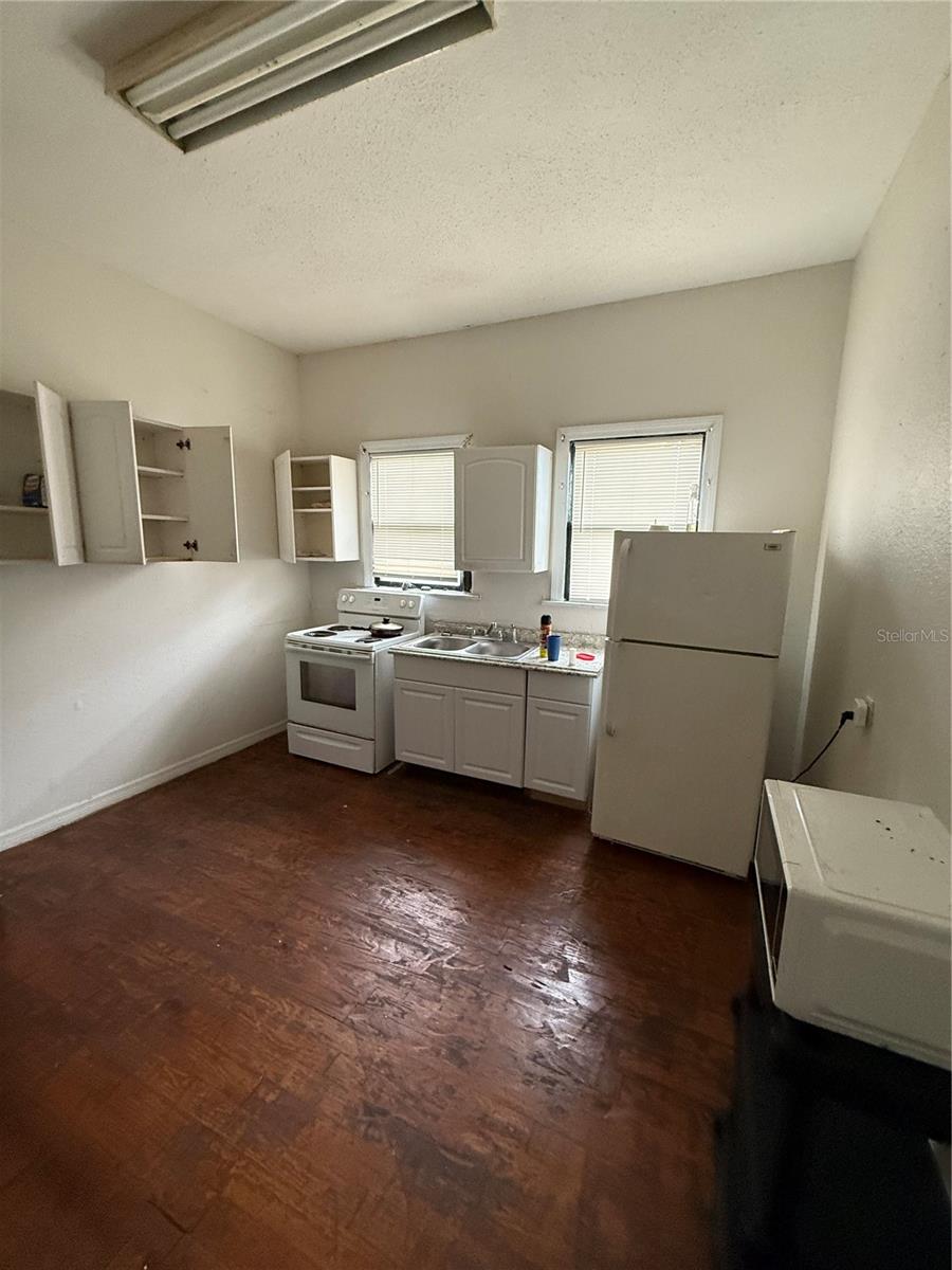 CUSHING - Residential Income