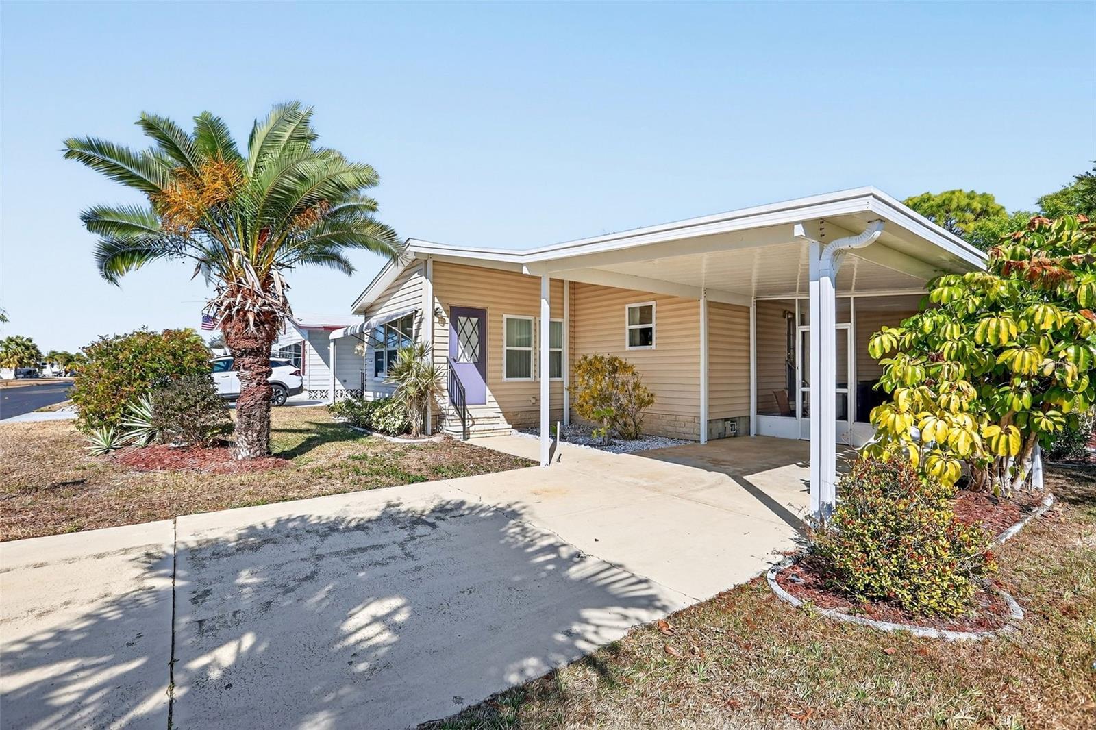 LA CASA MHP CO-OP - Residential