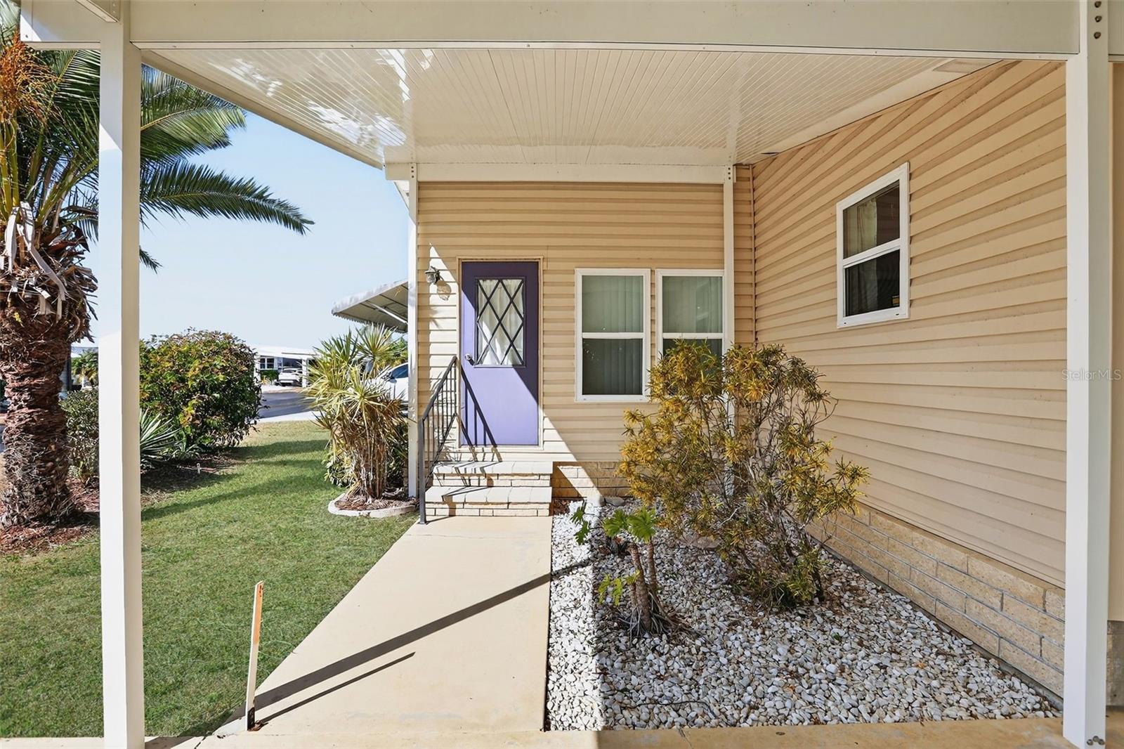 LA CASA MHP CO-OP - Residential