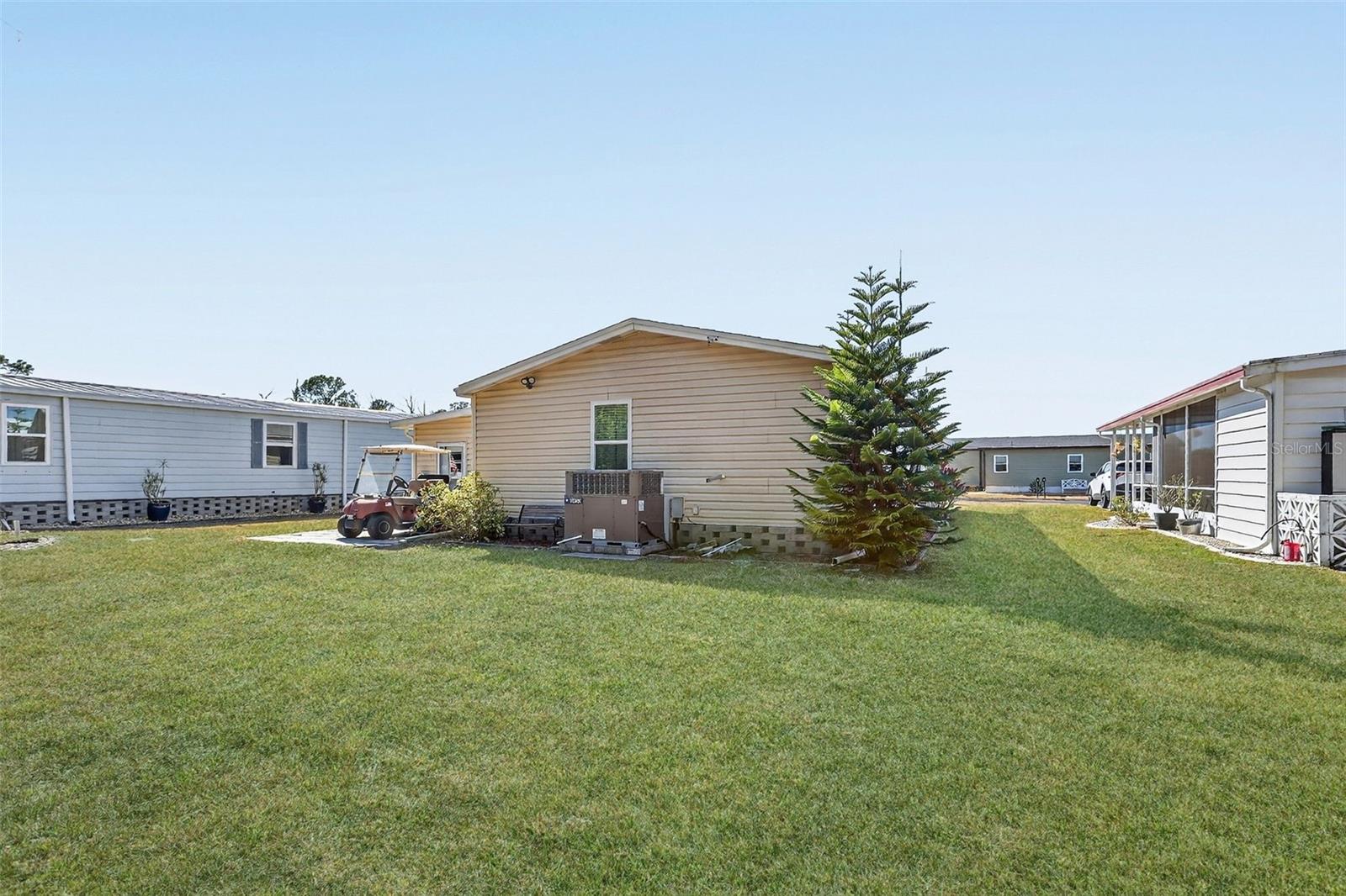 LA CASA MHP CO-OP - Residential