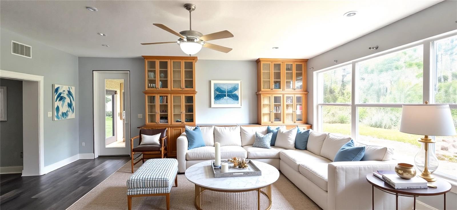 GOLF HAMMOCK - Residential