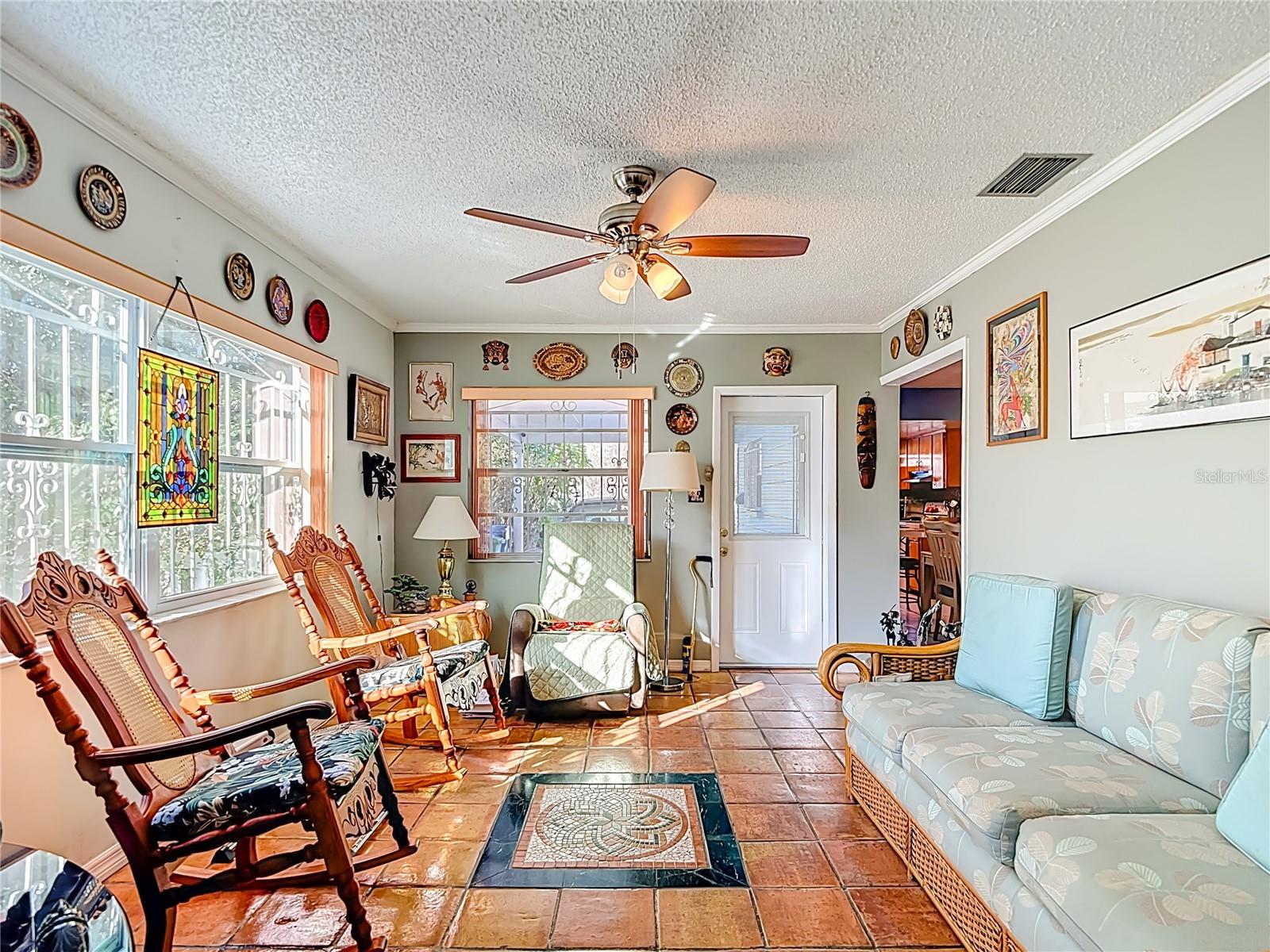 ROSEMONT VILLA - Residential