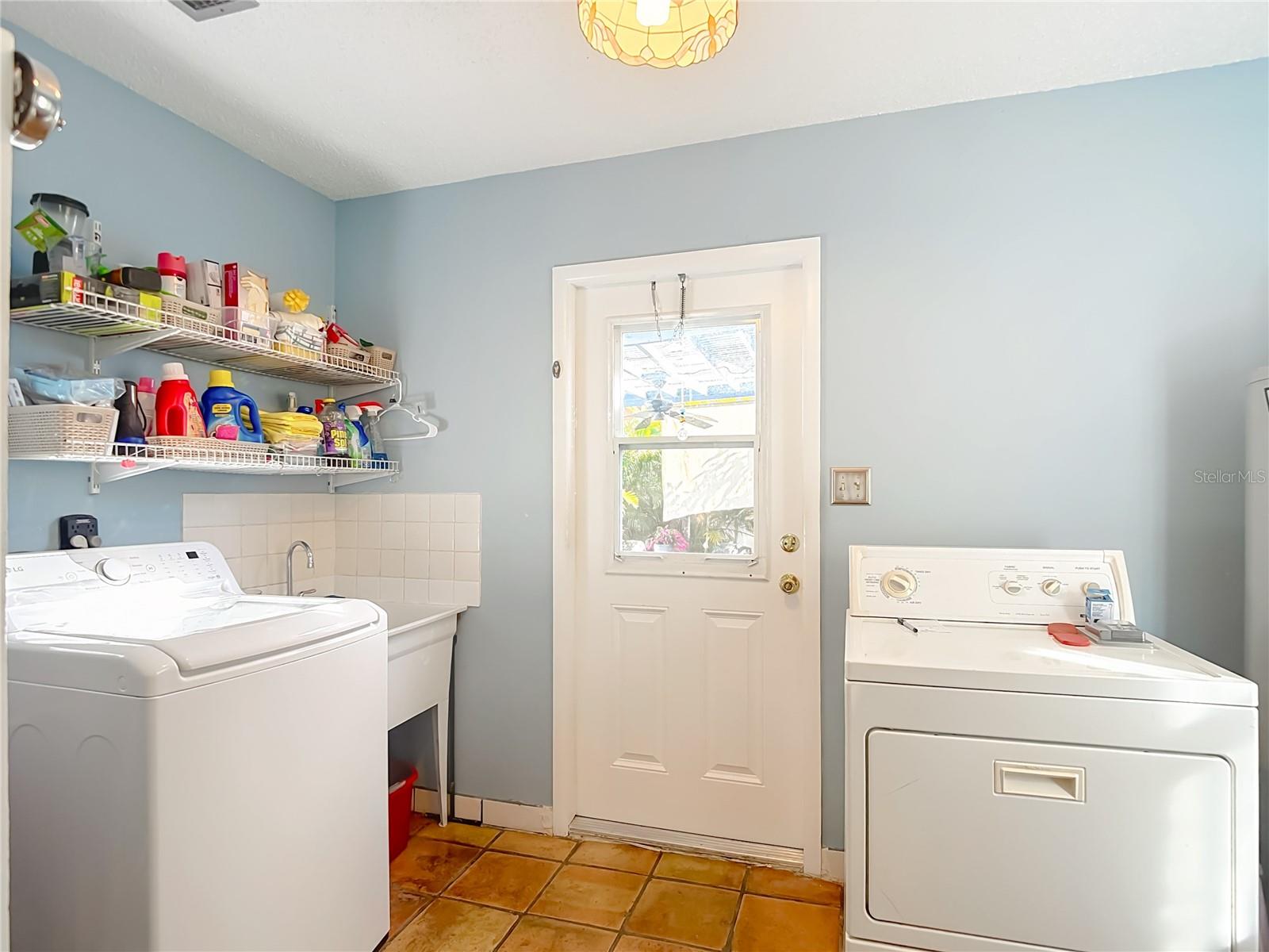 ROSEMONT VILLA - Residential