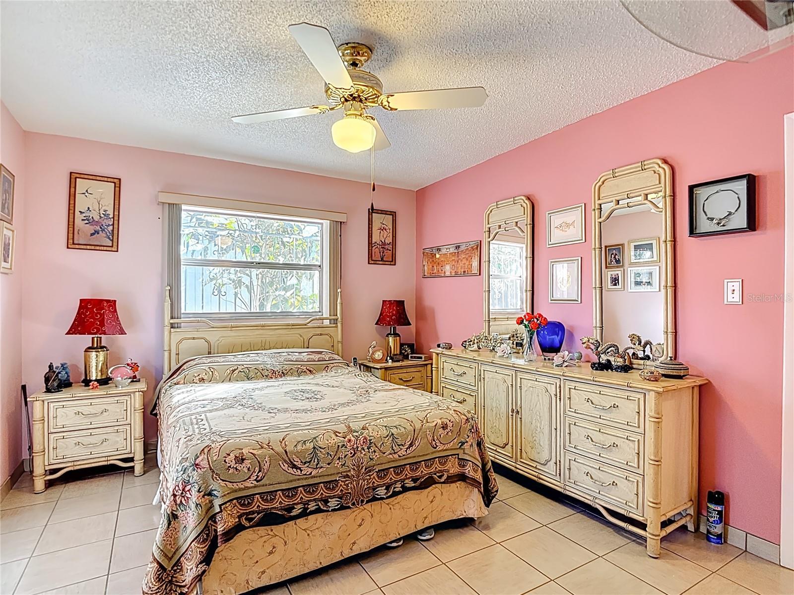 ROSEMONT VILLA - Residential