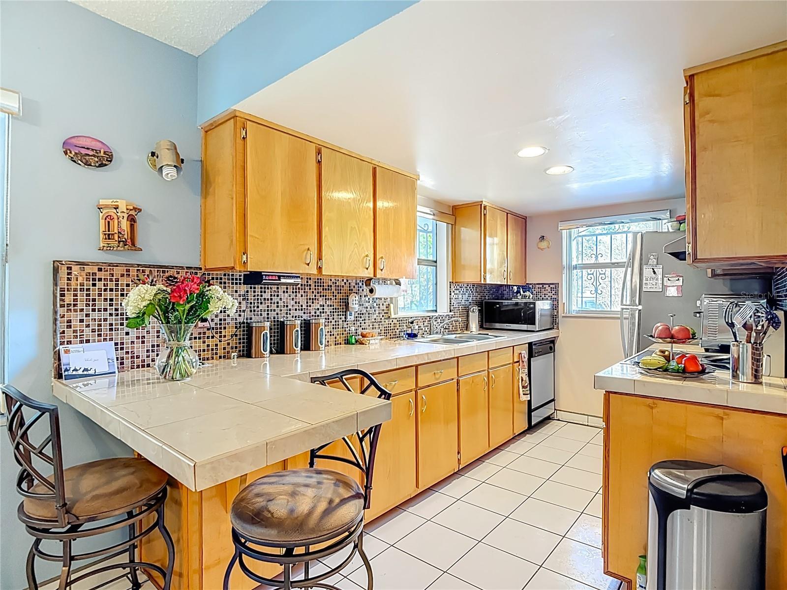 ROSEMONT VILLA - Residential