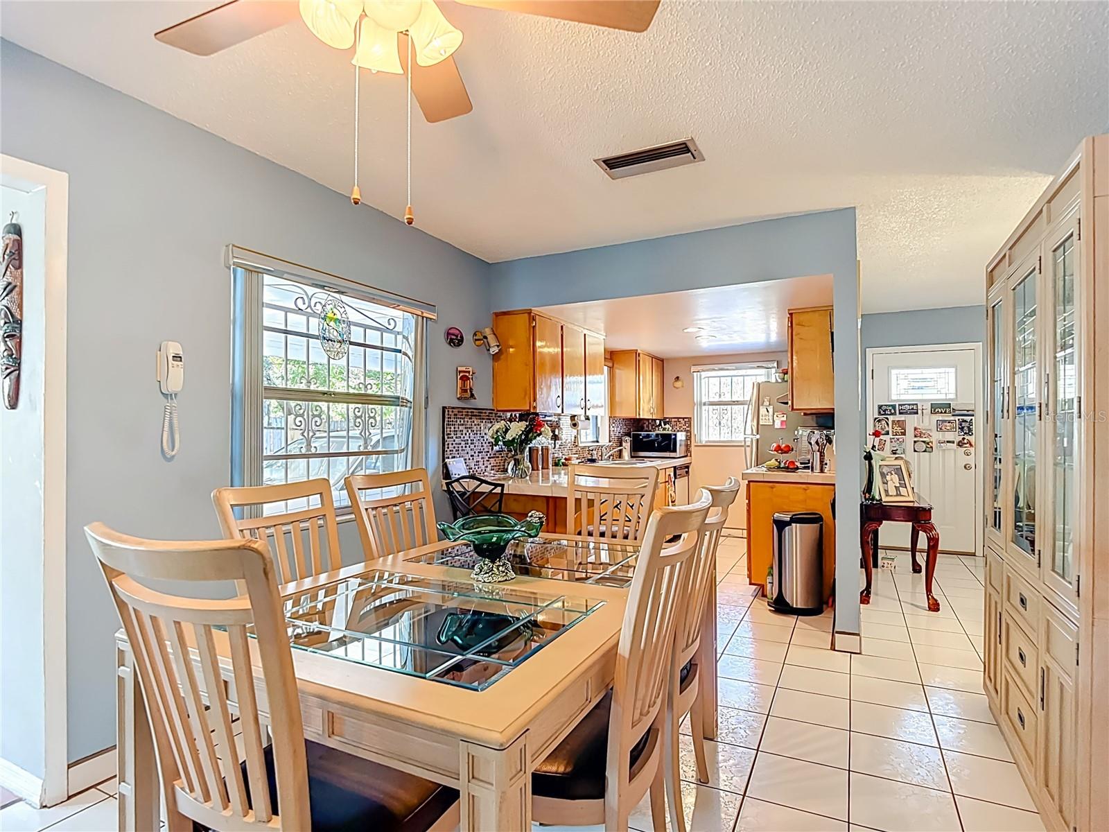 ROSEMONT VILLA - Residential