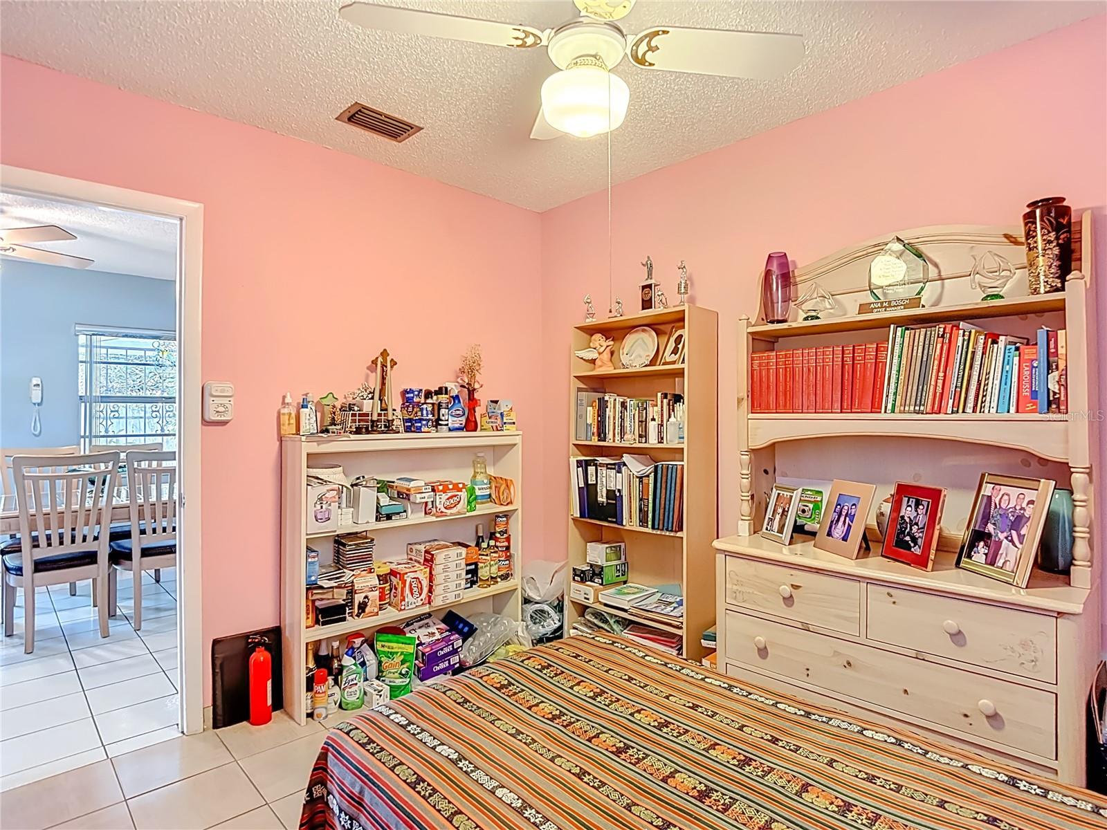 ROSEMONT VILLA - Residential