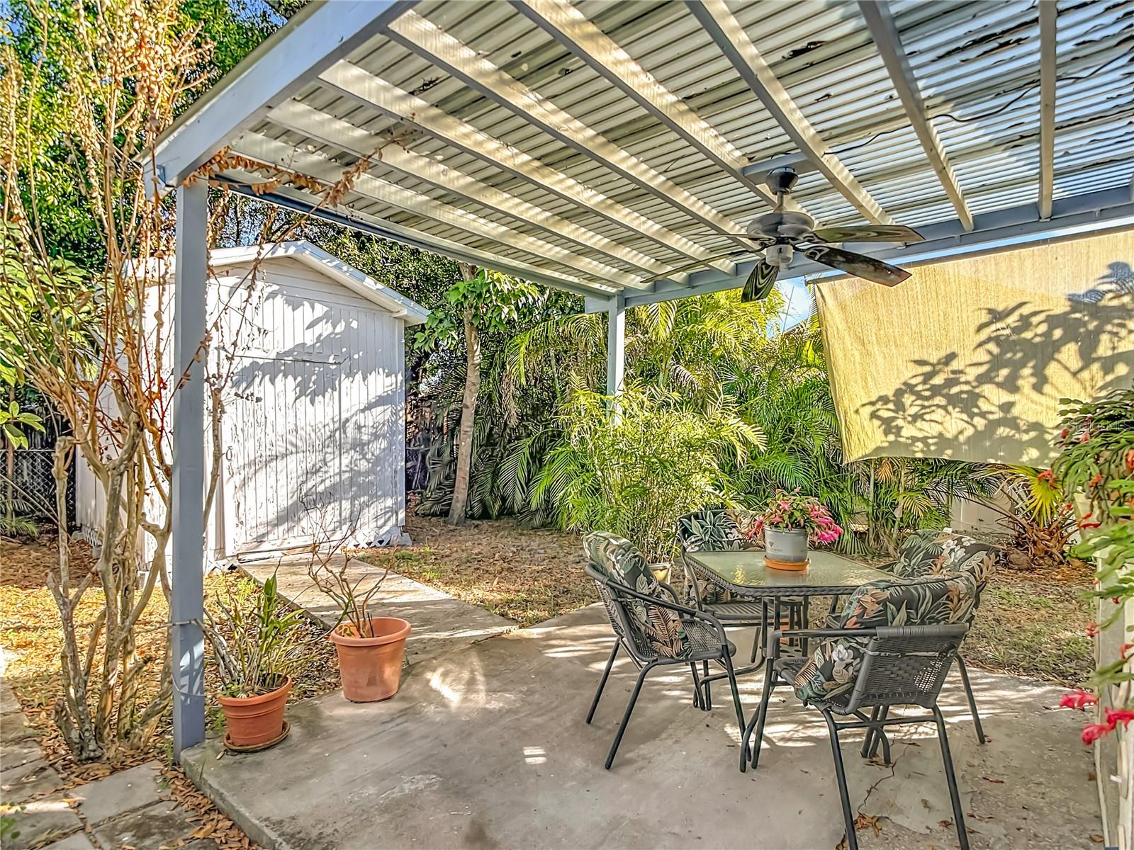 ROSEMONT VILLA - Residential