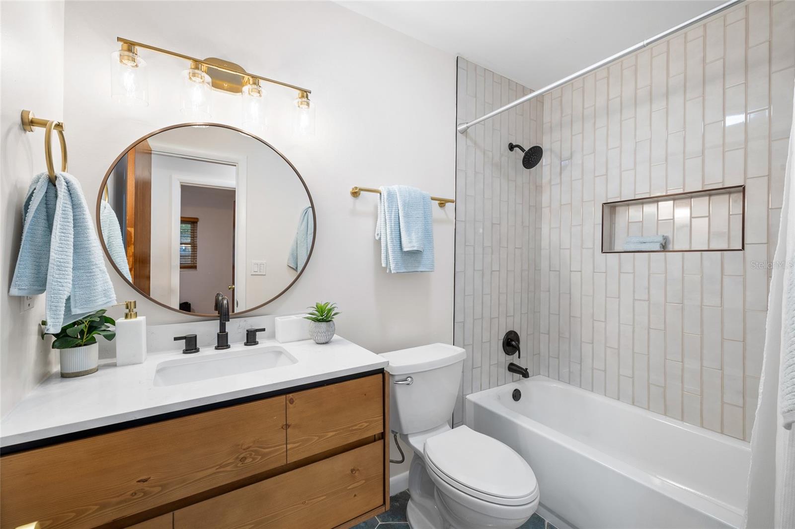 SUNLAKE PARK UNIT 1 - Residential