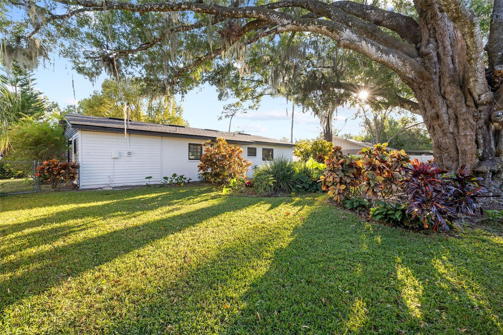 SUNLAKE PARK UNIT 1 - Residential