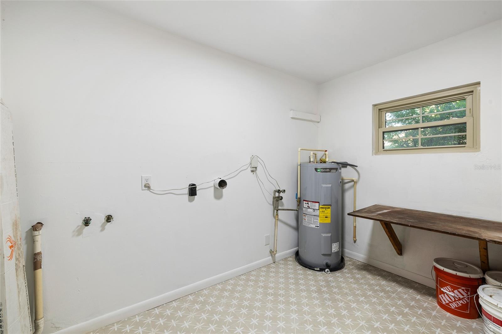 SUNLAKE PARK UNIT 1 - Residential