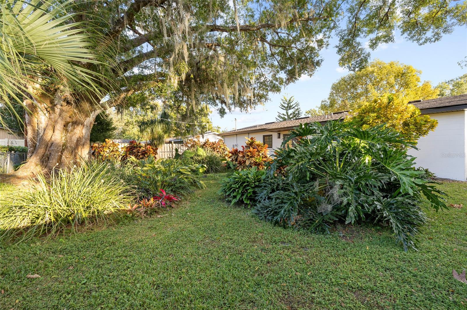 SUNLAKE PARK UNIT 1 - Residential