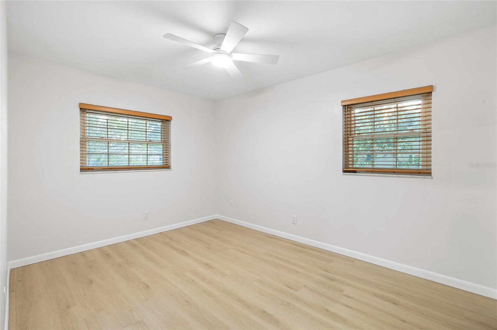 SUNLAKE PARK UNIT 1 - Residential