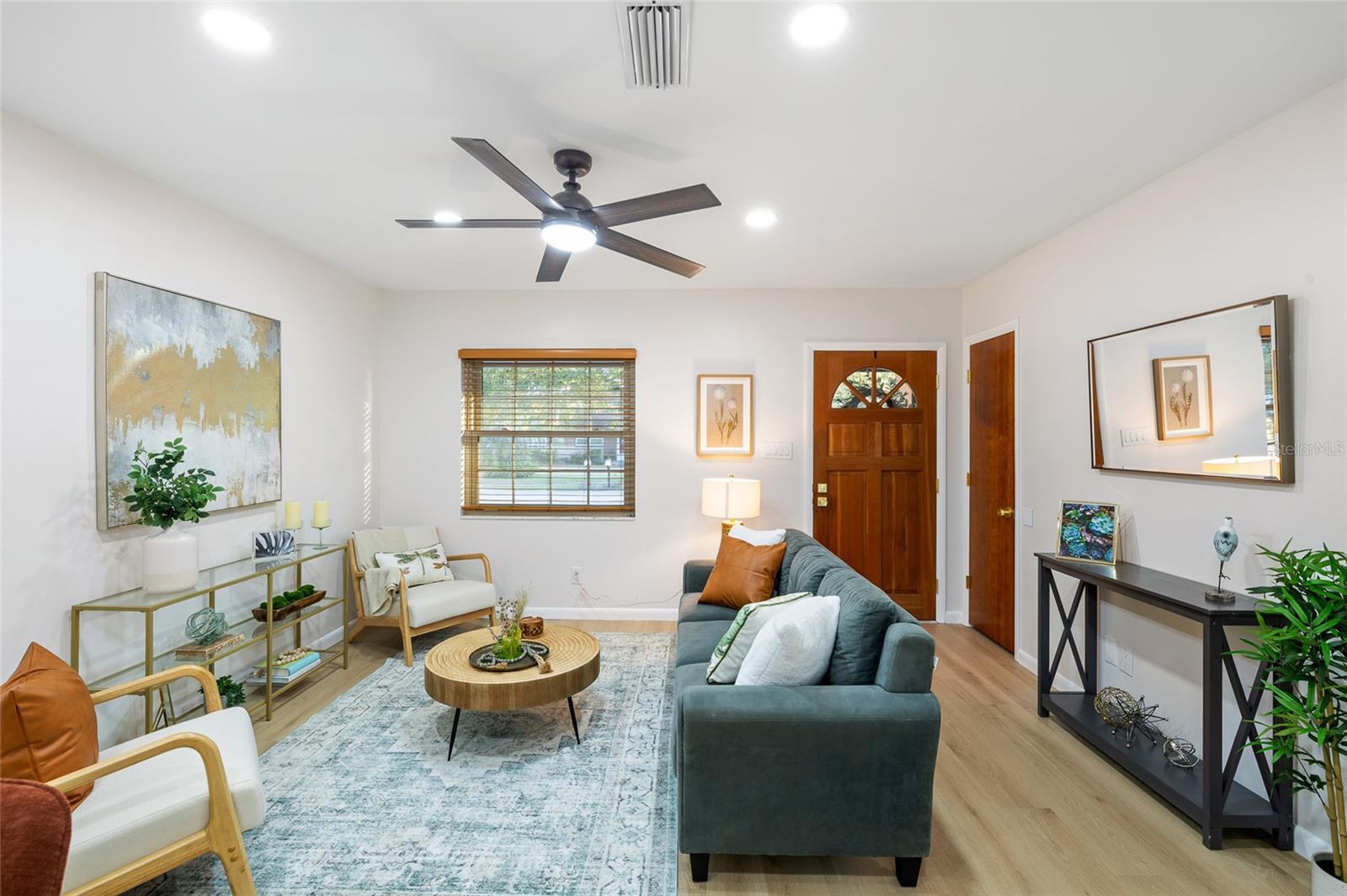 SUNLAKE PARK UNIT 1 - Residential