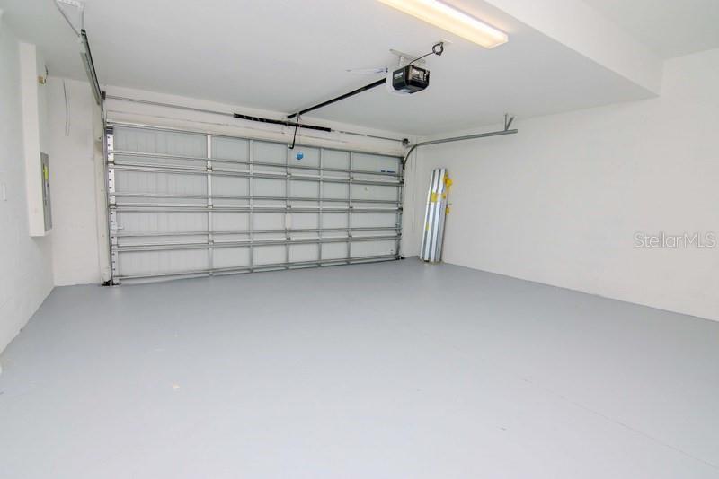 BRYANT SQUARE - Residential Lease