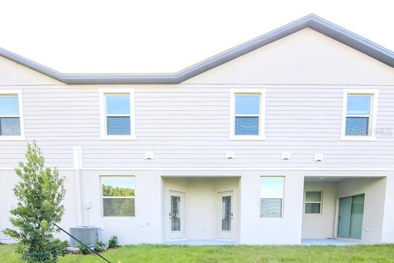 BRYANT SQUARE - Residential Lease