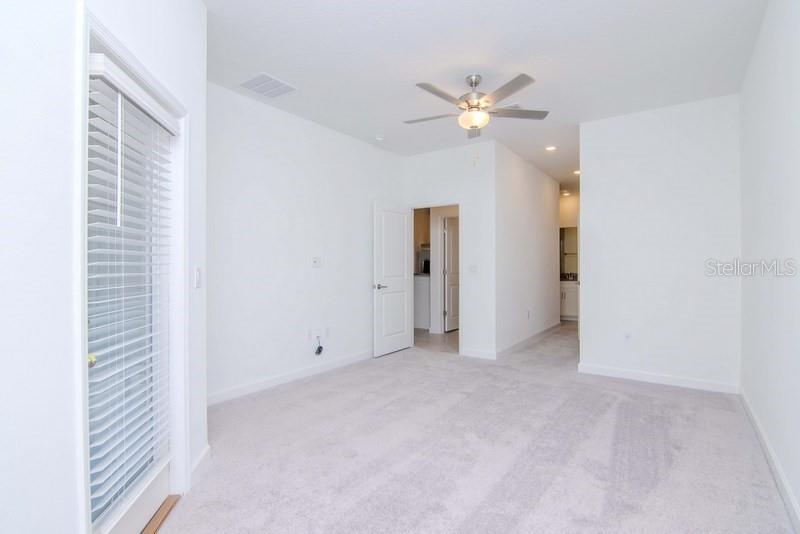 BRYANT SQUARE - Residential Lease