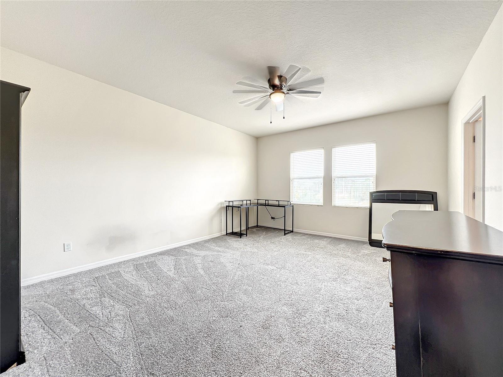 ENCLAVE AT ALOMA - Residential