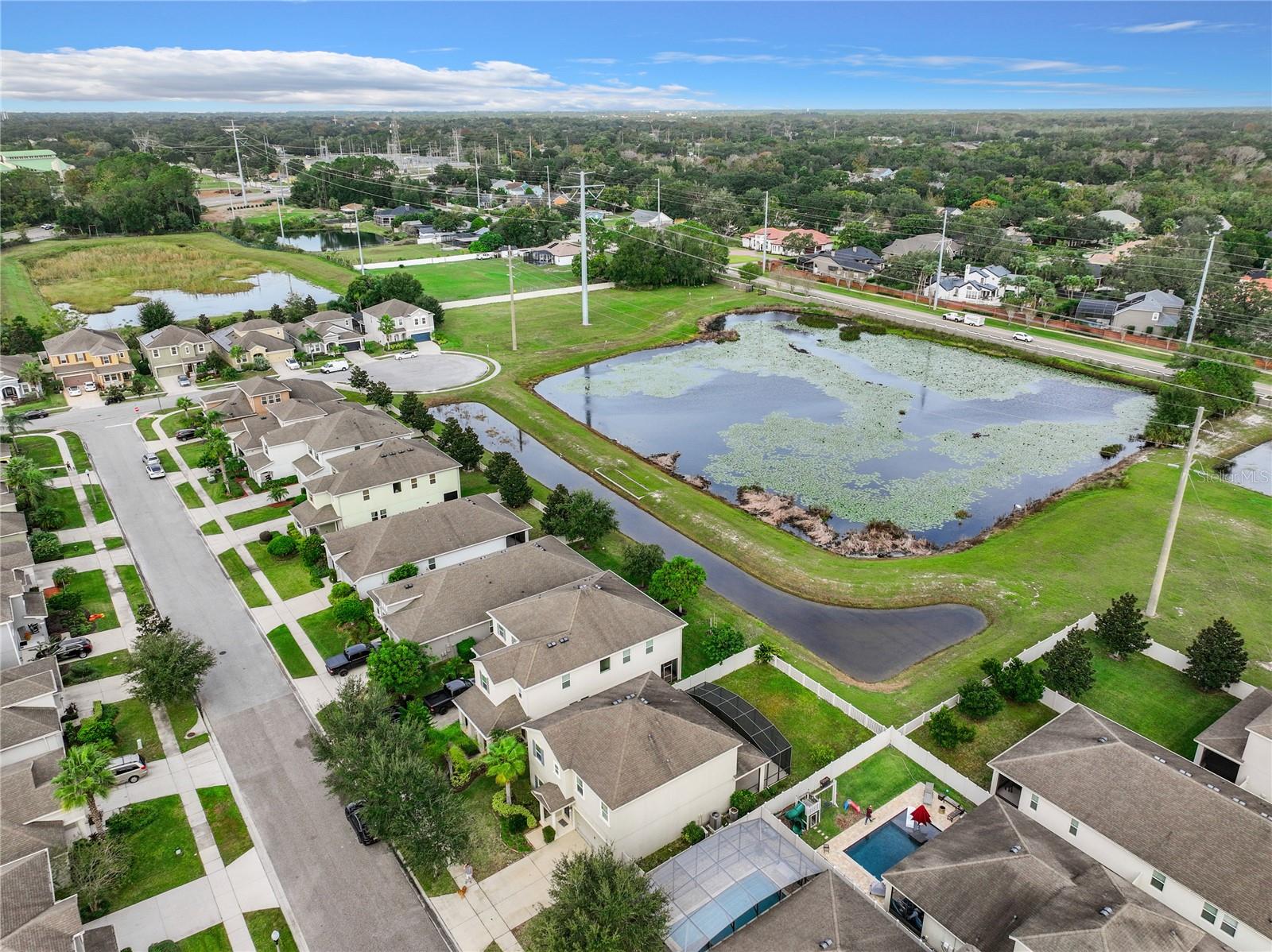 ENCLAVE AT ALOMA - Residential