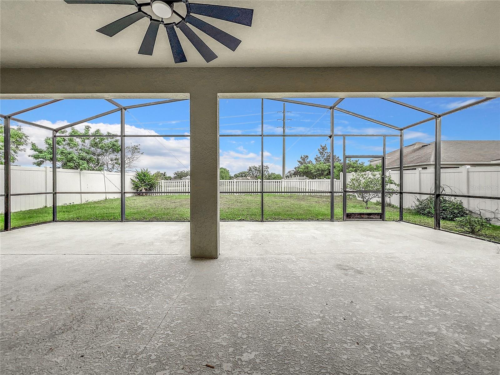 ENCLAVE AT ALOMA - Residential