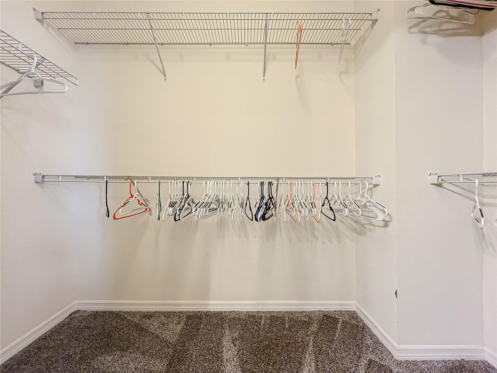 ENCLAVE AT ALOMA - Residential