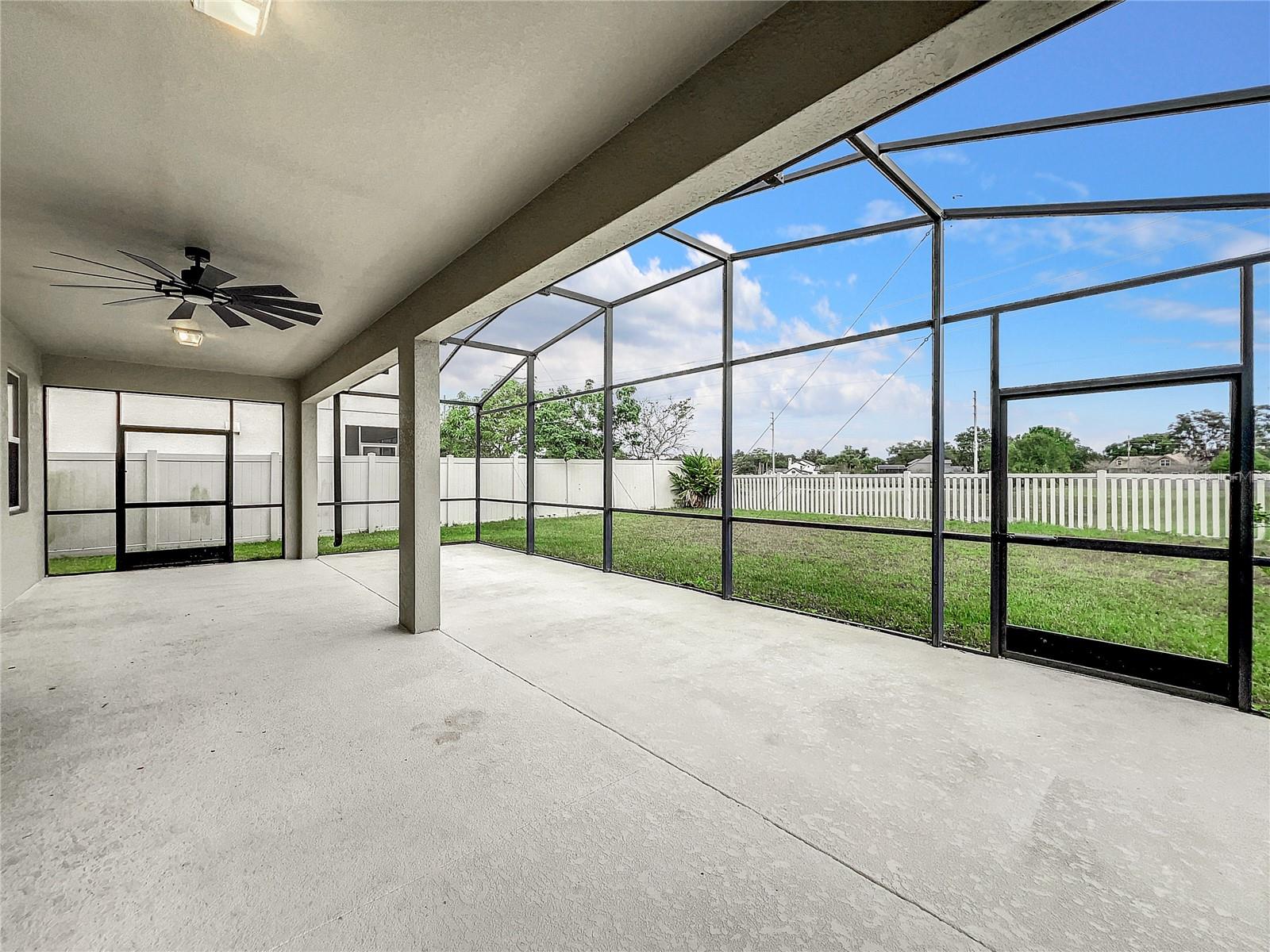 ENCLAVE AT ALOMA - Residential