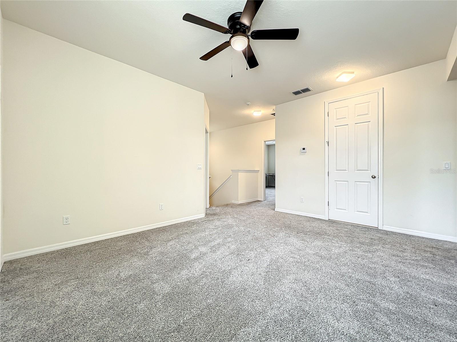 ENCLAVE AT ALOMA - Residential