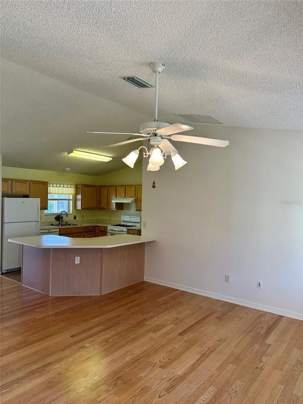 Photo of 9230 SE 179th Wesley Street, The Villages, FL 32162 (MLS # G5109957)