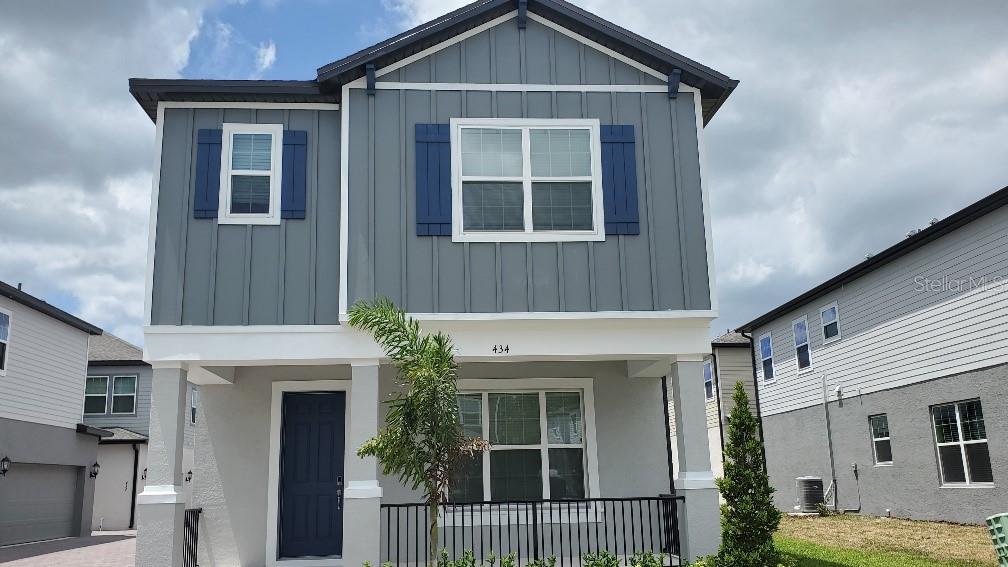 Welcome to this move-in ready 4-bedroom, 2.5-bath home in the desirable community of Venetian Bay! The inviting front porch leads into an open floor plan that connects the living and kitchen areas—perfect for both everyday living and entertaining. The kitchen features stainless steel appliances, granite countertops, a pantry, and a spacious bar with seating. A family room plus a second den/TV room, half bath, and attached 2-car garage complete the main level.
Upstairs, enjoy additional square footage in the loft area, a private primary suite with tray ceilings, walk-in closet, and en-suite bath with double vanities and a walk-in shower. Three additional bedrooms, a full bath, and a second-floor laundry add comfort and convenience.
Venetian Bay offers an active, resort-style lifestyle with an 18-hole golf course, town center with shopping and dining, and community playgrounds. All just minutes from local beaches, more shopping and dining, and easy access to I-95 and I-4.
Schedule your showing today!