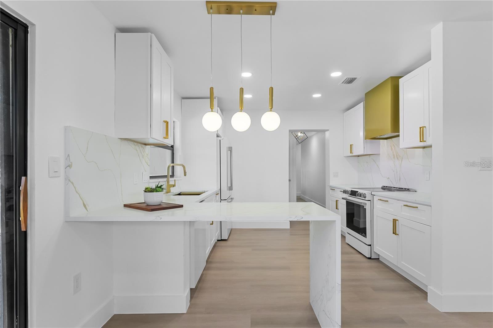 KENILWORTH SHORES SEC 04 - Residential Lease