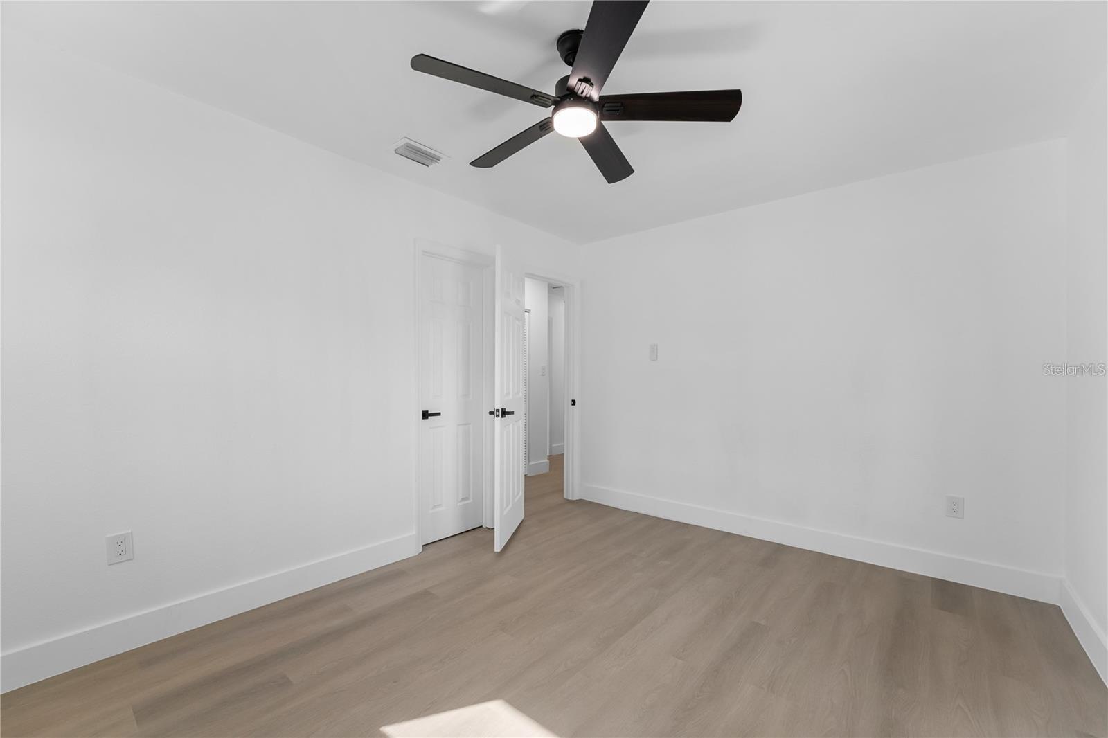 KENILWORTH SHORES SEC 04 - Residential Lease