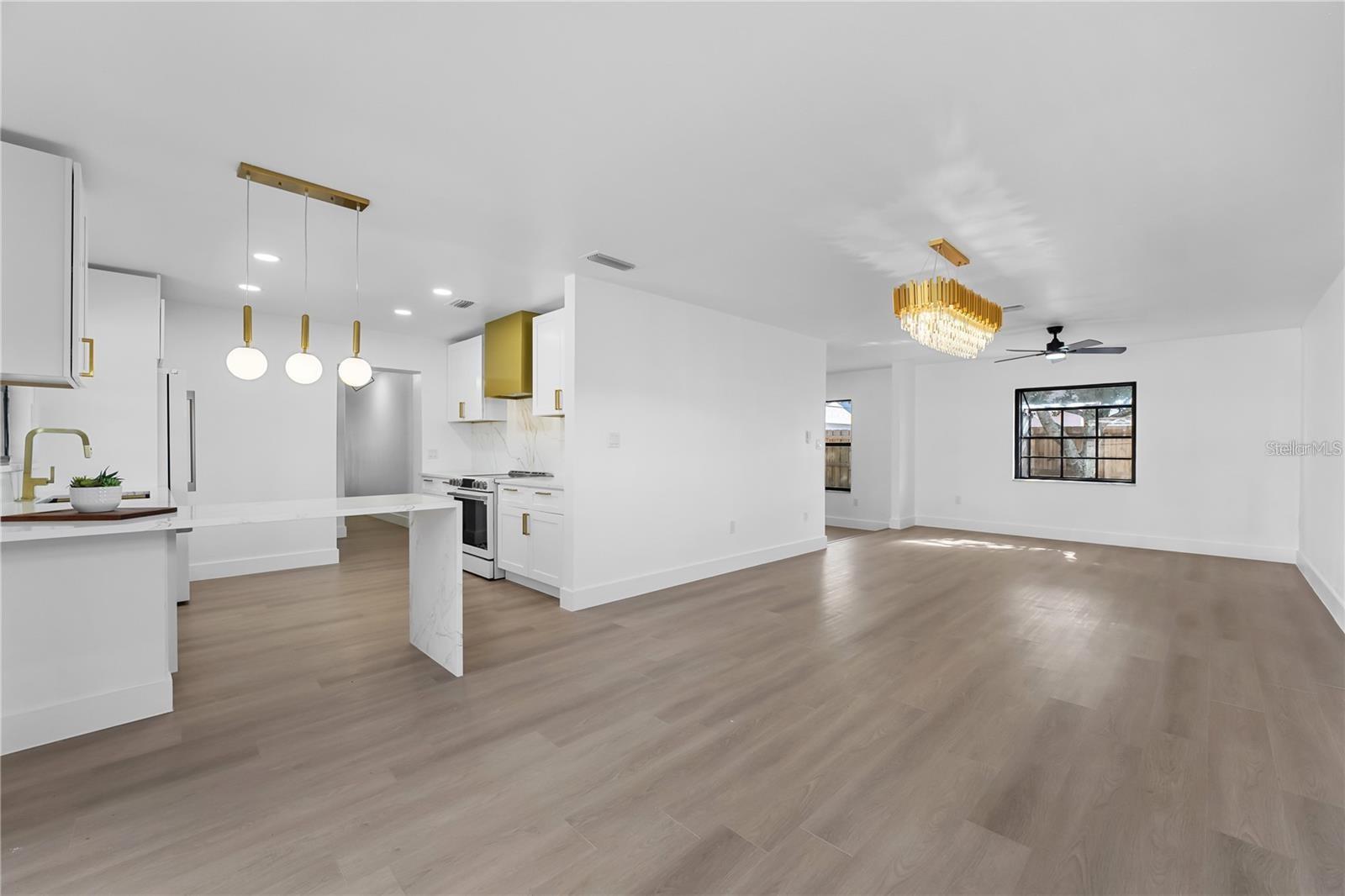 KENILWORTH SHORES SEC 04 - Residential Lease
