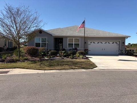 Photo of 8847 SW 104th Circle, Ocala, FL 34481 (MLS # OM715866)