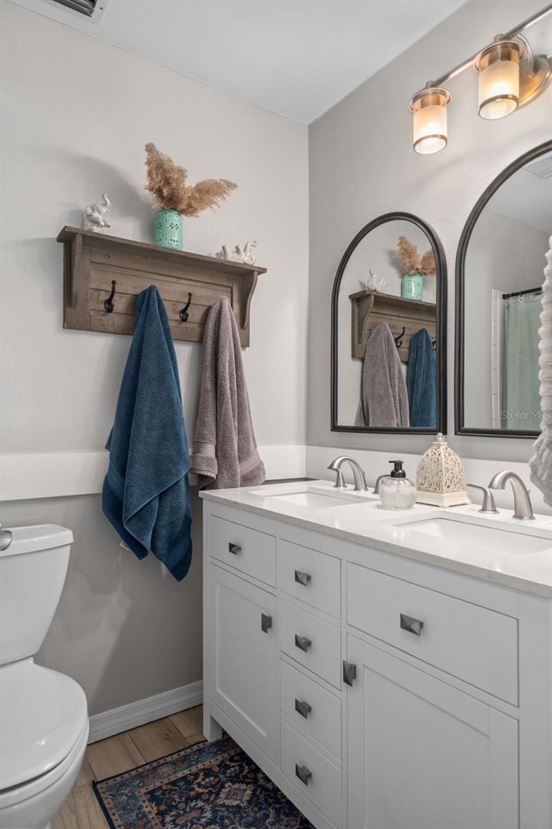 LAZY LANE ESTATES - Residential