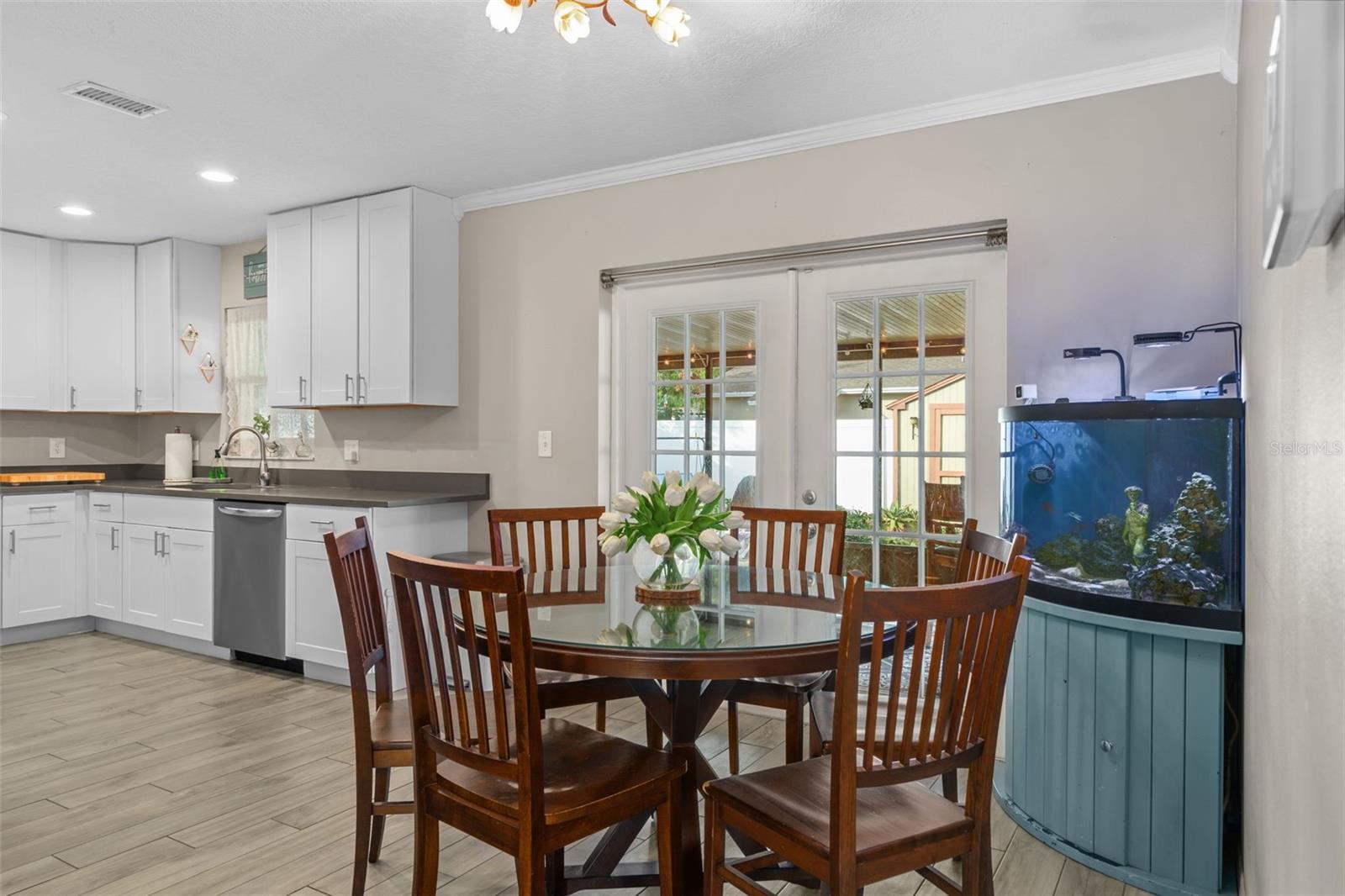 LAZY LANE ESTATES - Residential