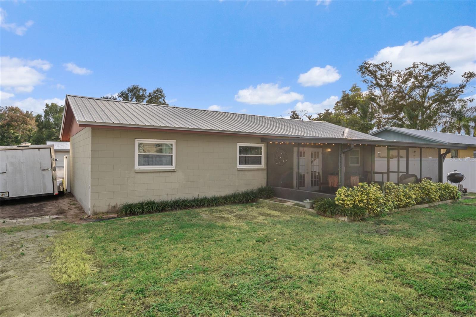 LAZY LANE ESTATES - Residential