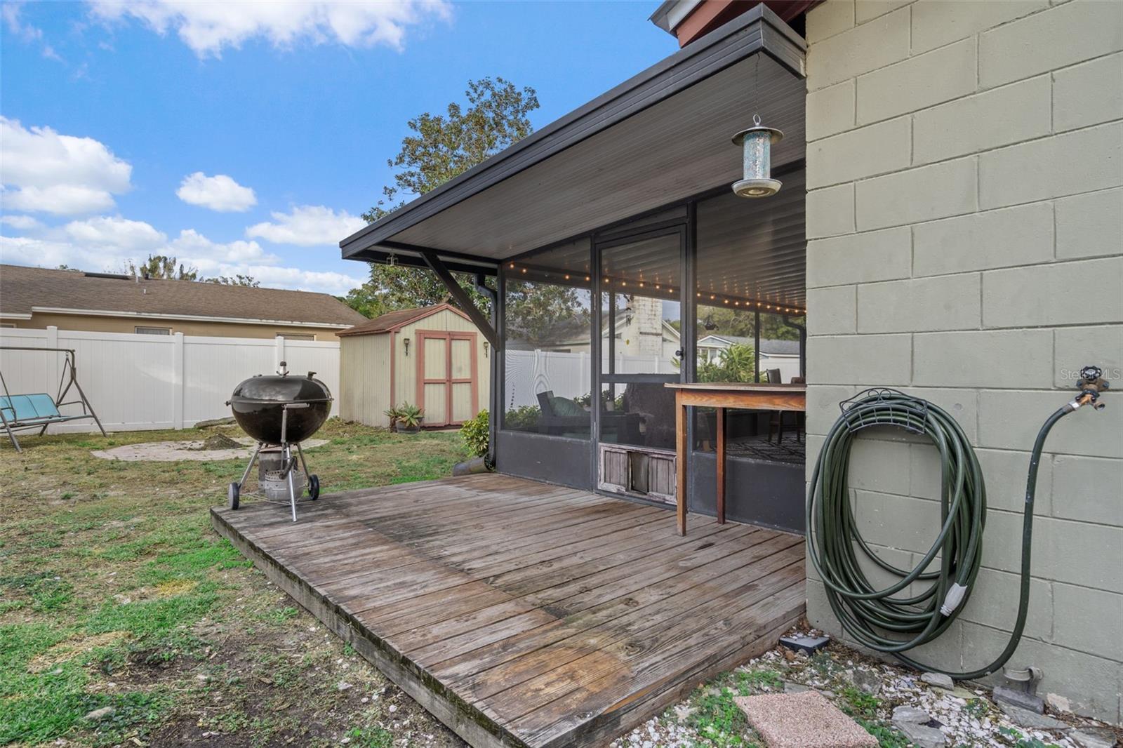 LAZY LANE ESTATES - Residential