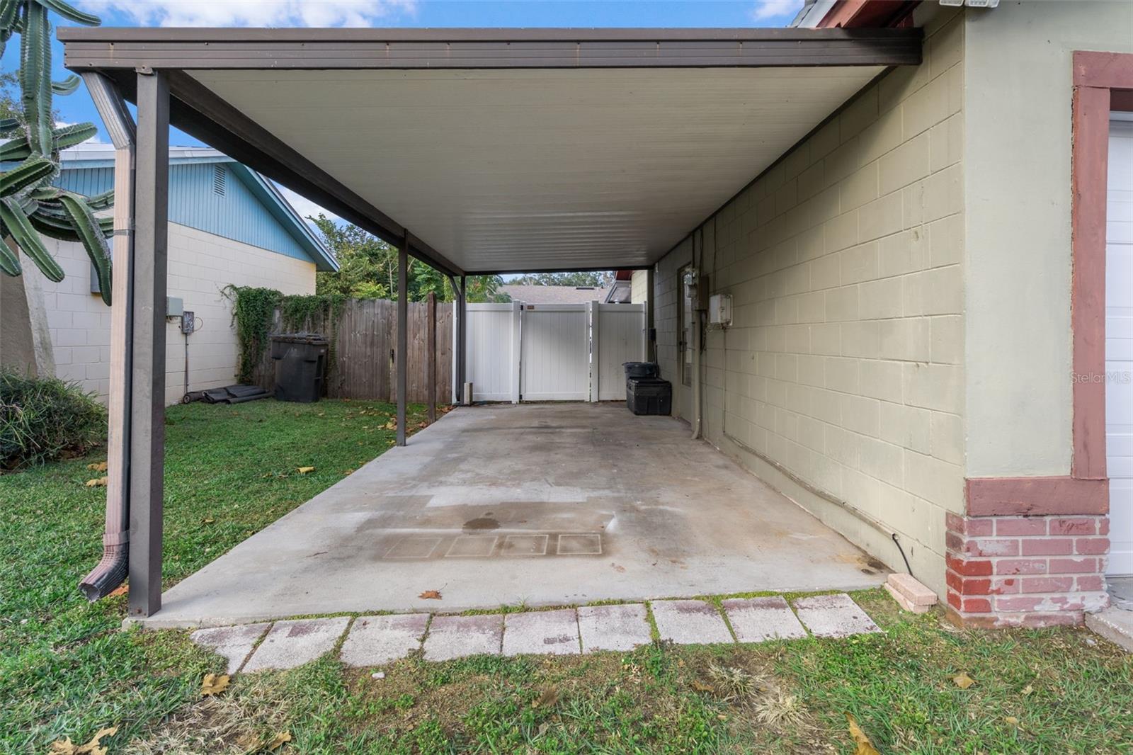 LAZY LANE ESTATES - Residential