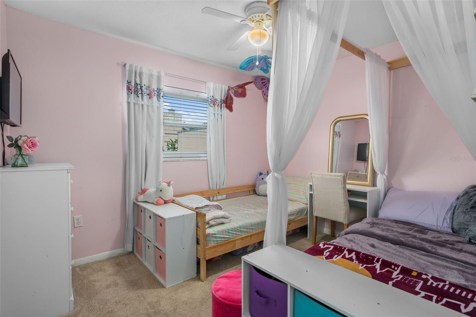 LAZY LANE ESTATES - Residential