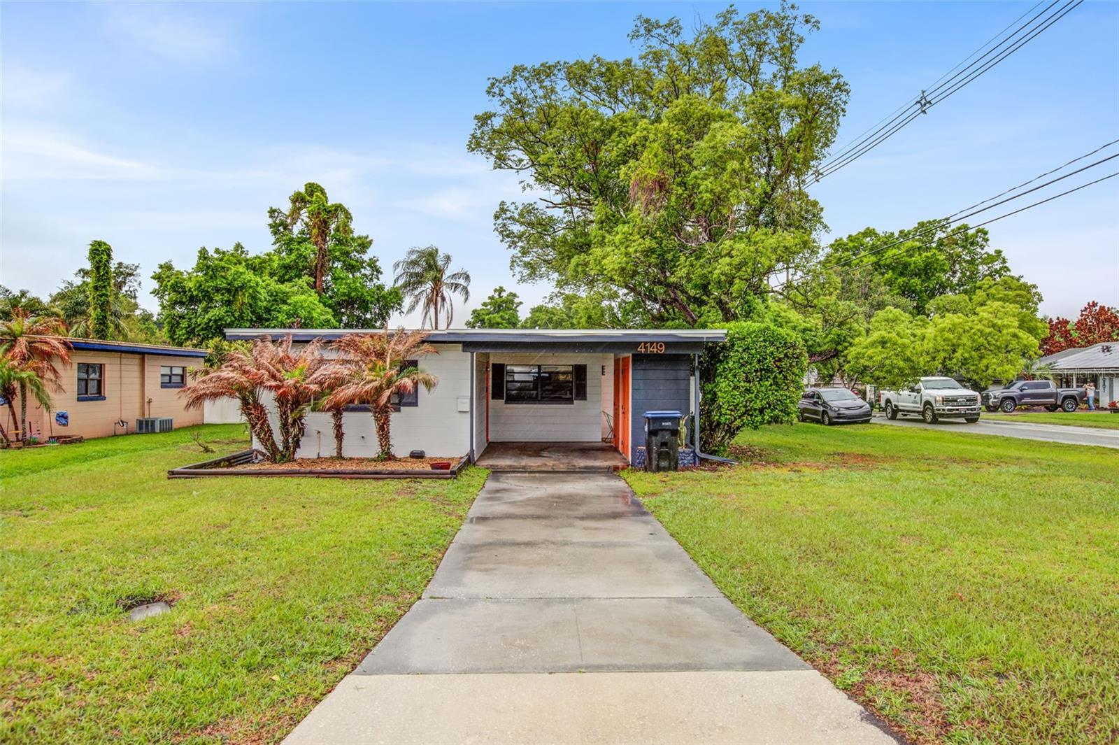 ROBINSON OAKS - Residential