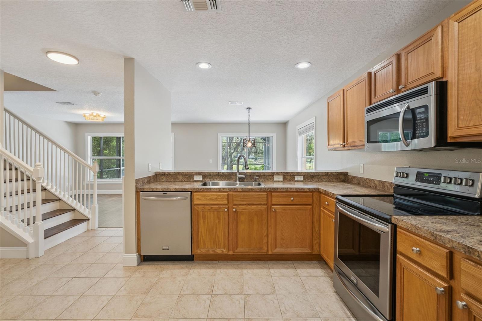 1459 AZALEA AVENUE