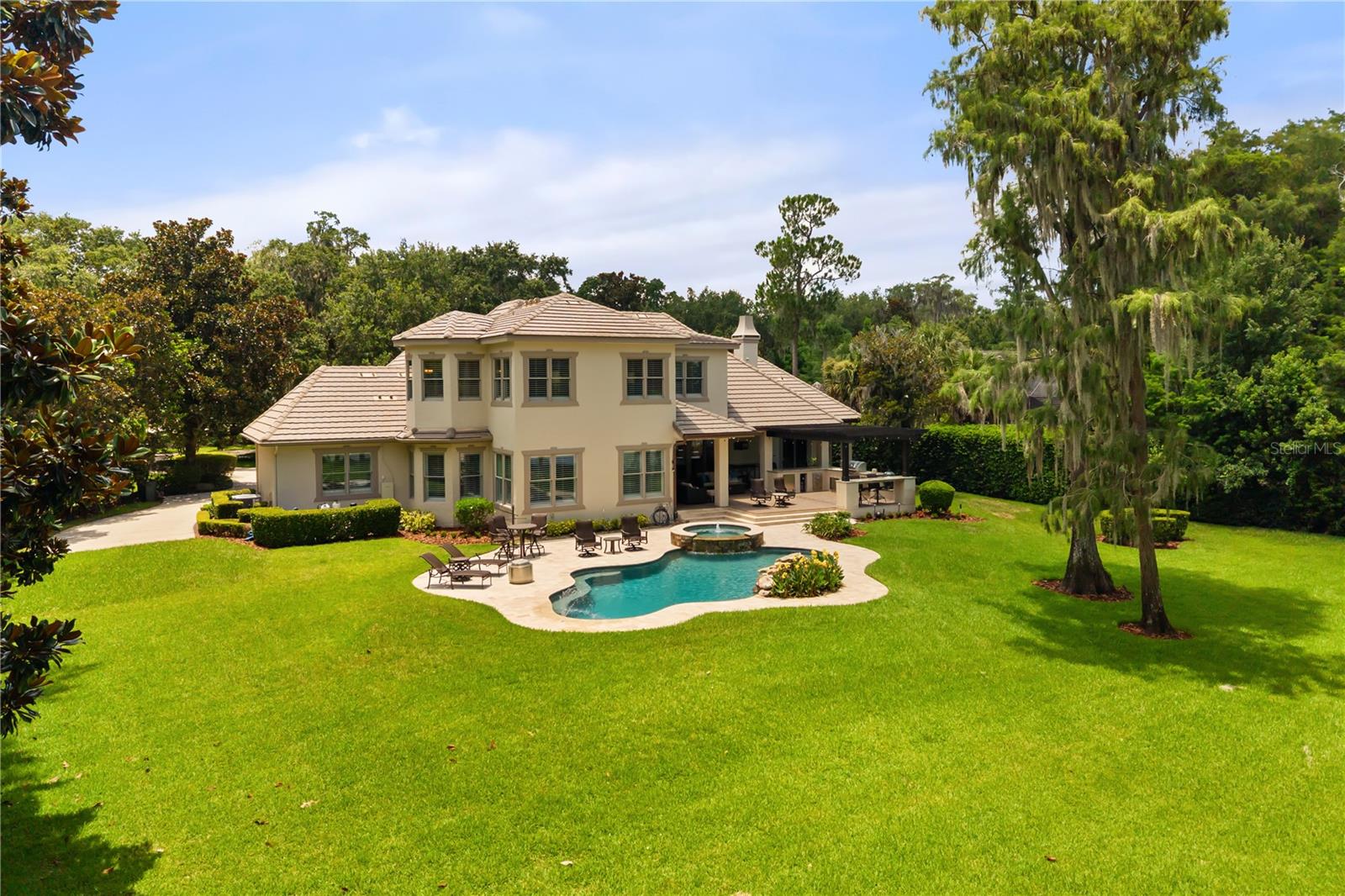 5115 CRANES POINT COURT