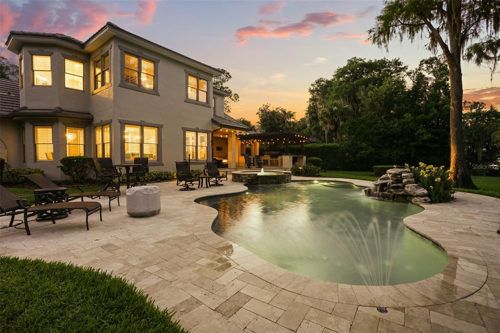 5115 CRANES POINT COURT