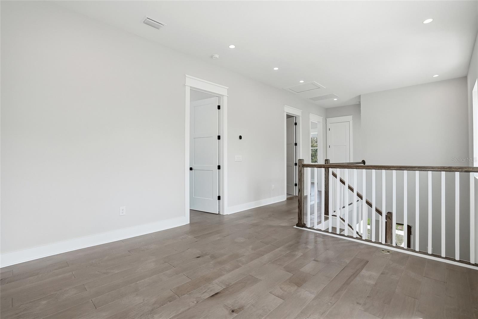 ARCADIA GARDENS - Residential